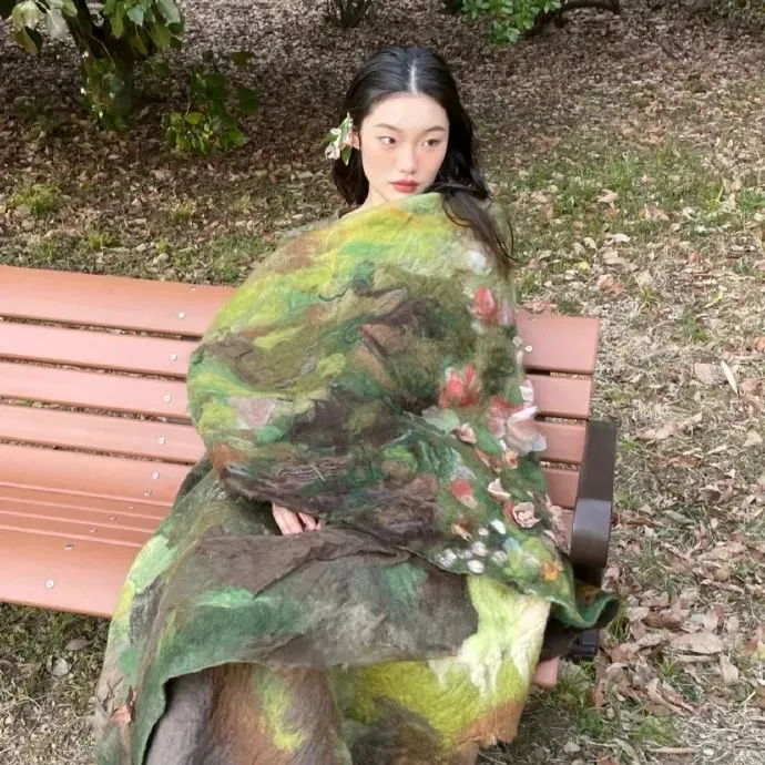 节日庆典：传统节日的欢乐氛围